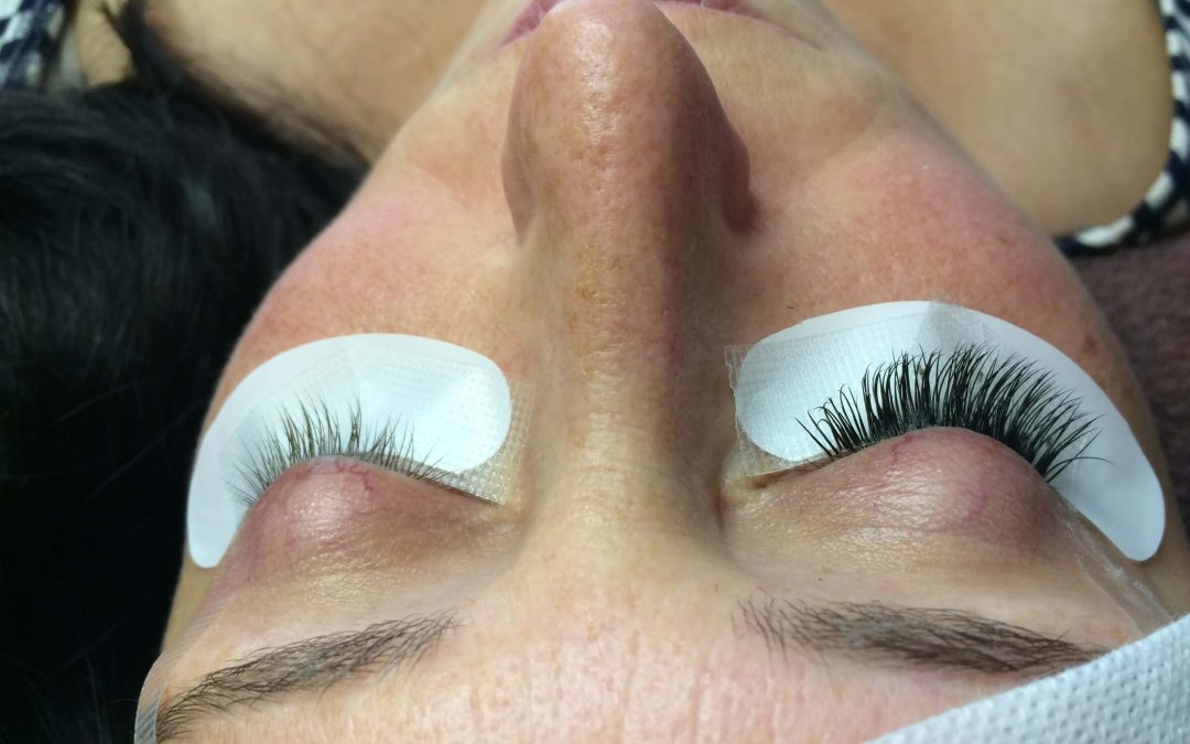 Get Xtreme Lashes for Christmas Advanced Skin and Body Solutions