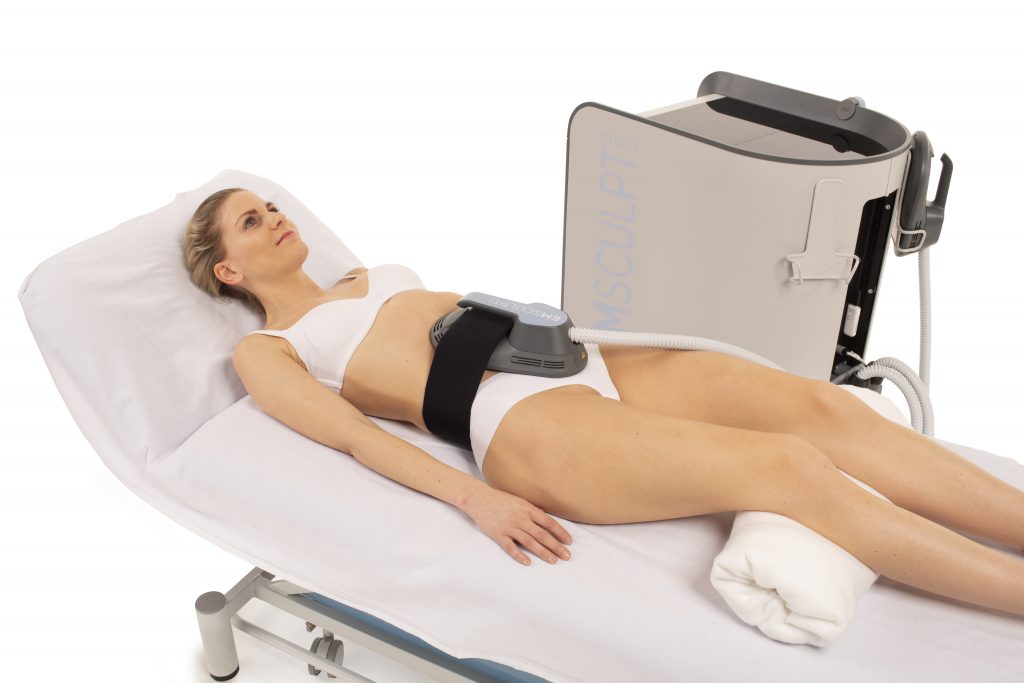 Emsculpt-NEO_PIC_Female-model_6703_ENUS100